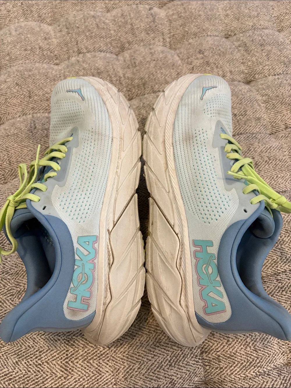 Hoka One One very good